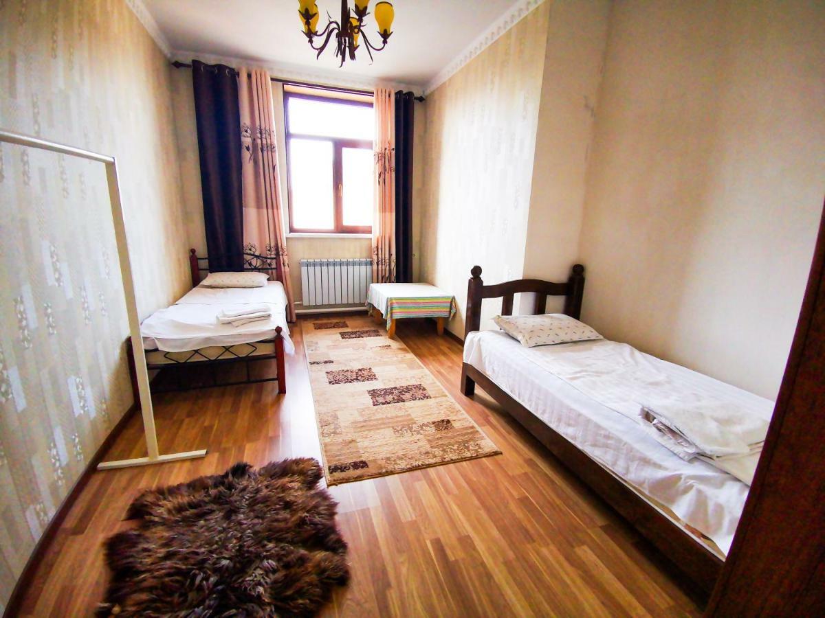 Kurak Homestay Bishkek Quarto foto